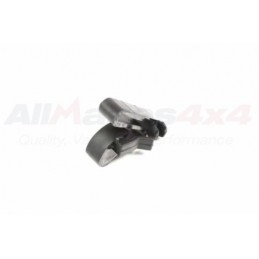   Fuel Cap Retaining Clip - Land Rover Discovery 2 4.0 L V8 & Td5 Models 1998-2004 - supplied by p38spares v8, 2, rover, land, d