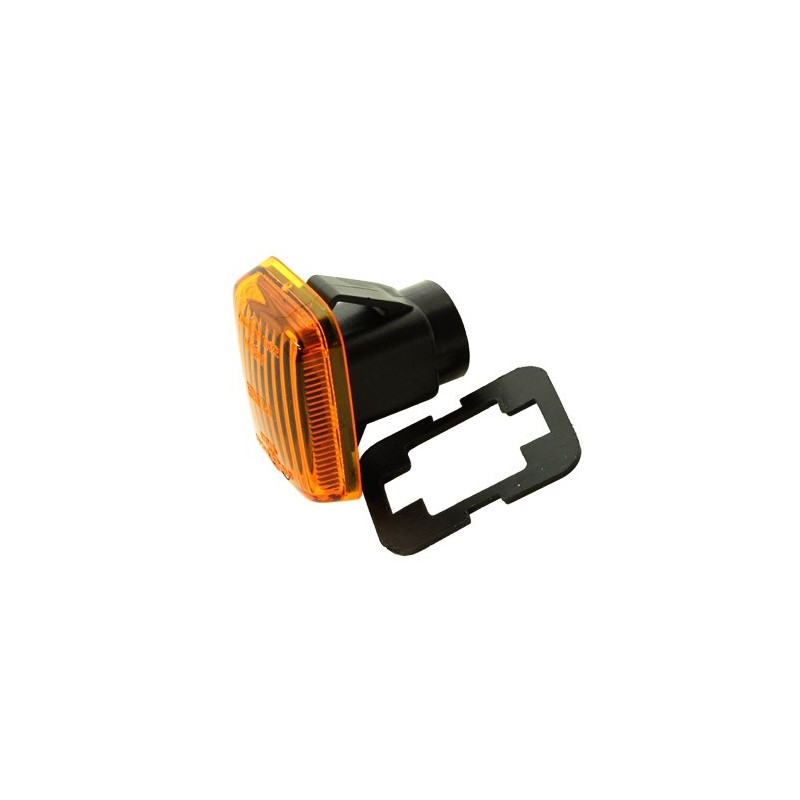   Side Indicator Repeater Lamp Flashing Unit - Amber - Range Rover Mk2 P38A 4.0 4.6 V8 & 2.5 Td Models 1994-2002 - supplied by p