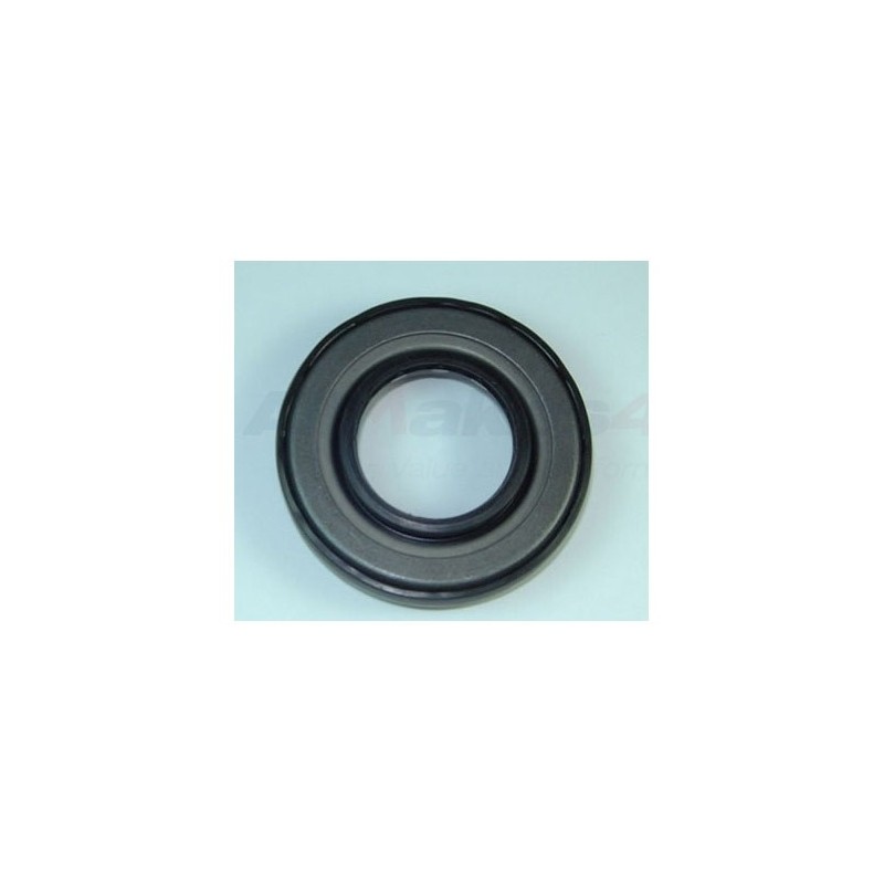   Front Halfshaft Oil Seal - Land Rover Discovery 2 4.0 L V8 & Td5 Models 1998-2004 - supplied by p38spares front, v8, 2, rover,